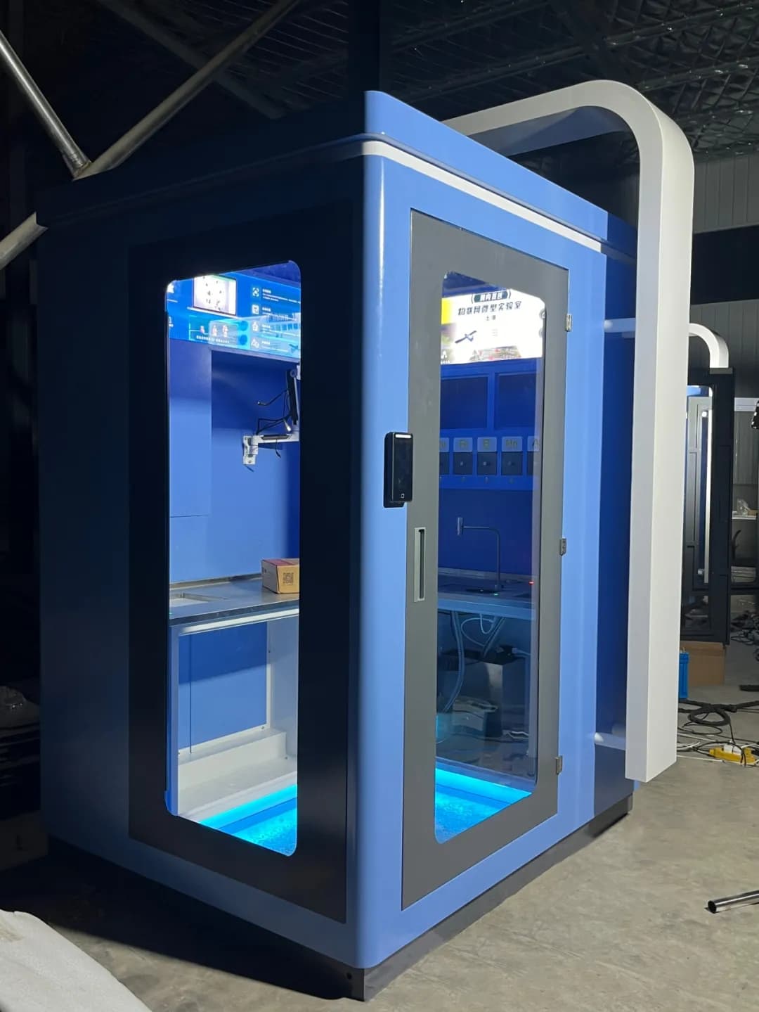Intelligent Pest and Soil Monitoring Station